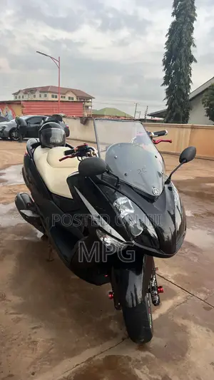 Yamaha Majesty 2015 Black