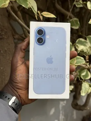 New Apple iPhone 17 256 GB Green