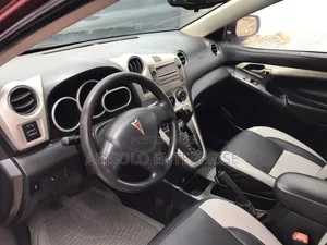 Pontiac Vibe 2010 Red