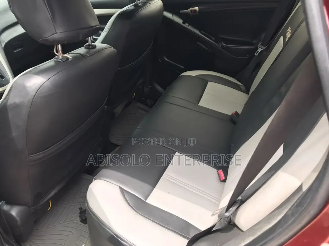 Pontiac Vibe 2010 Red