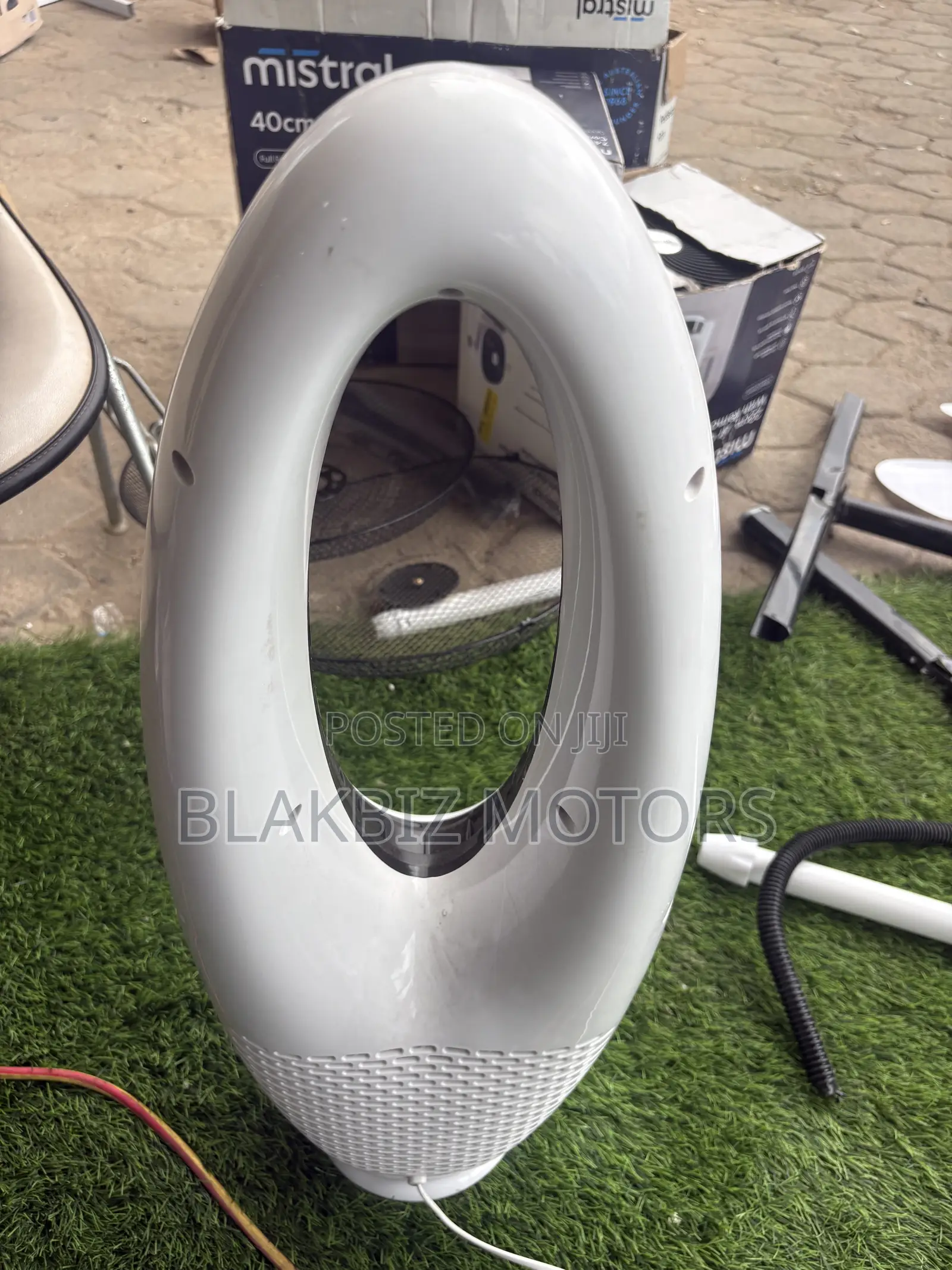Mistral 70cm Bladeless Tower Fan