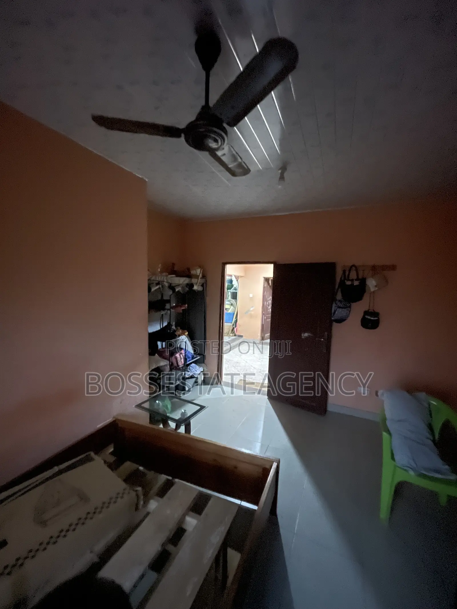 1bdrm House in Boss Estate, Sasaabi for rent