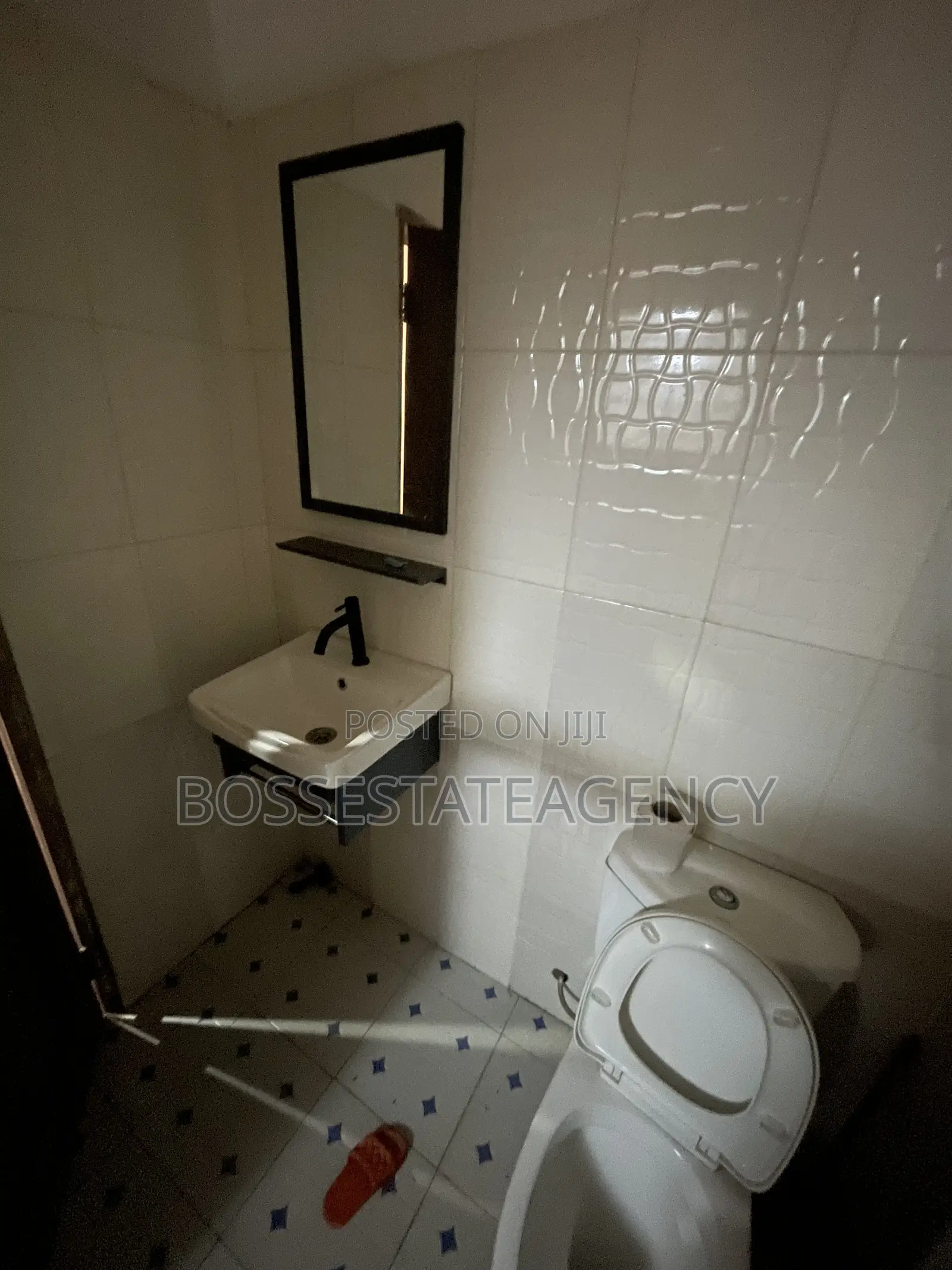 1bdrm House in Boss Estate, Sasaabi for rent