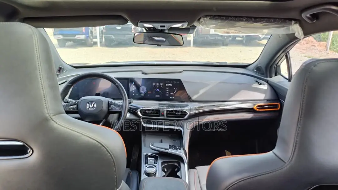 Changan UNI-T 1.5 FWD 2021 Gray