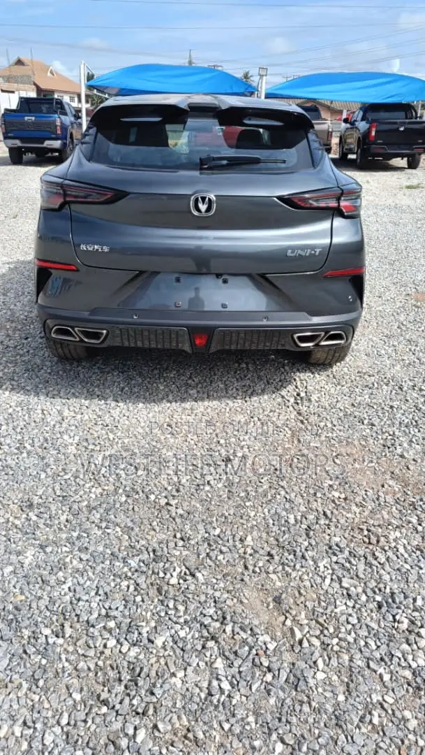 Changan UNI-T 1.5 FWD 2021 Gray