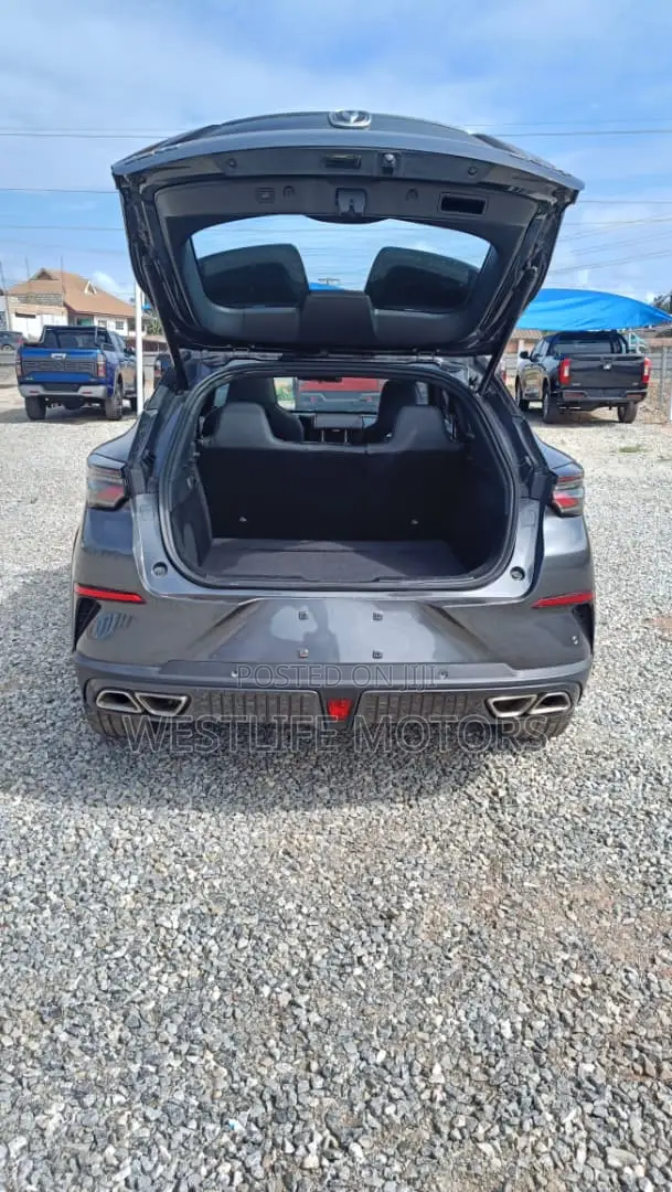 Changan UNI-T 1.5 FWD 2021 Gray
