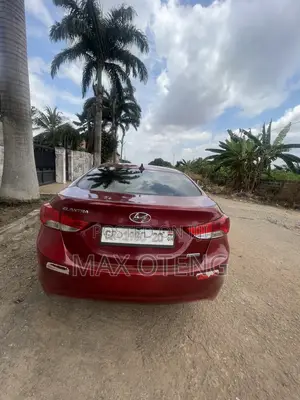Hyundai Elantra Limited Sedan FWD (1.8L 4cyl 6A) 2013 Red