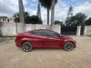 Hyundai Elantra Limited Sedan FWD (1.8L 4cyl 6A) 2013 Red