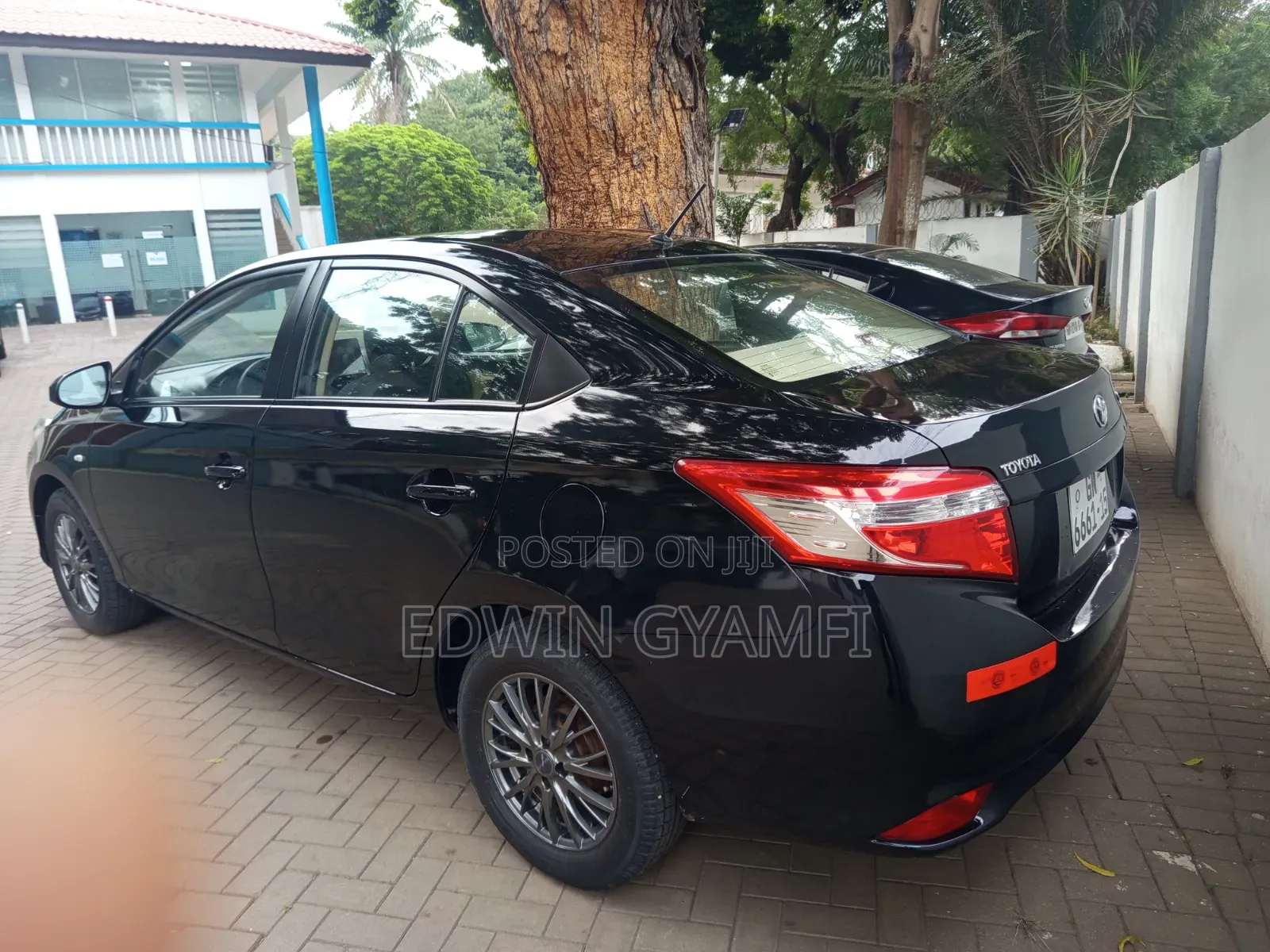 Toyota Yaris 2013 Black