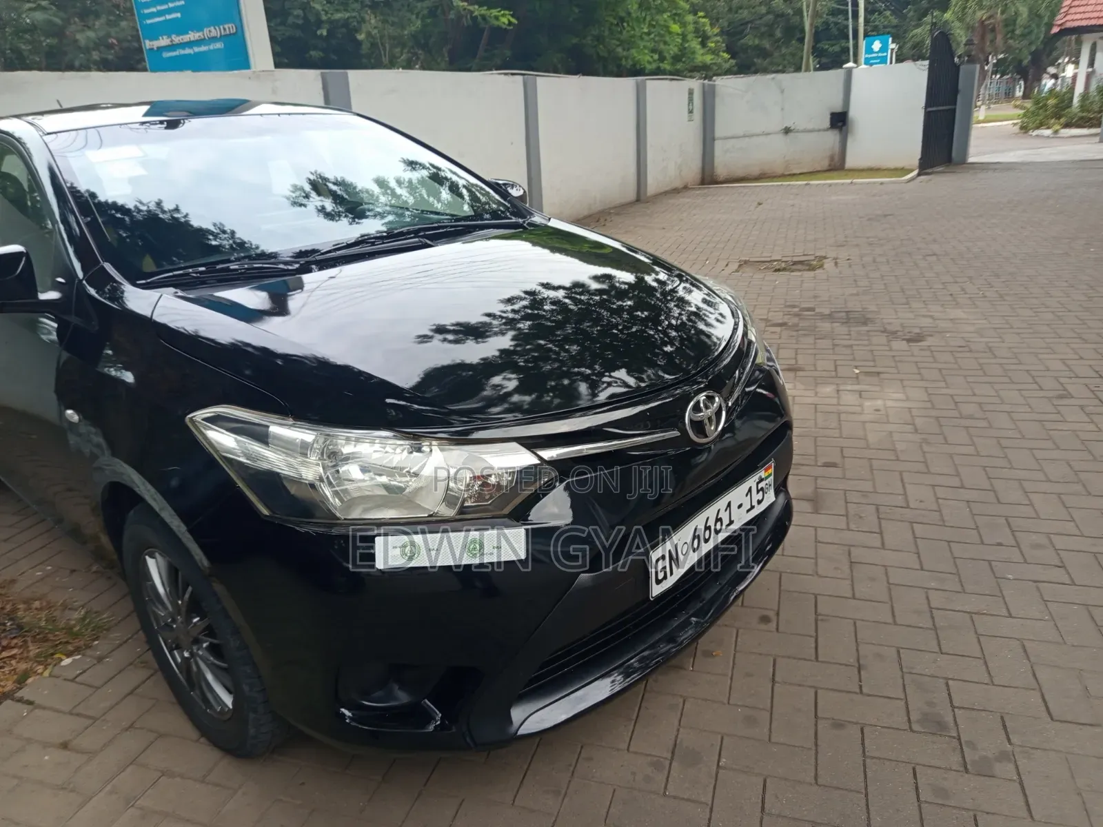 Toyota Yaris 2013 Black