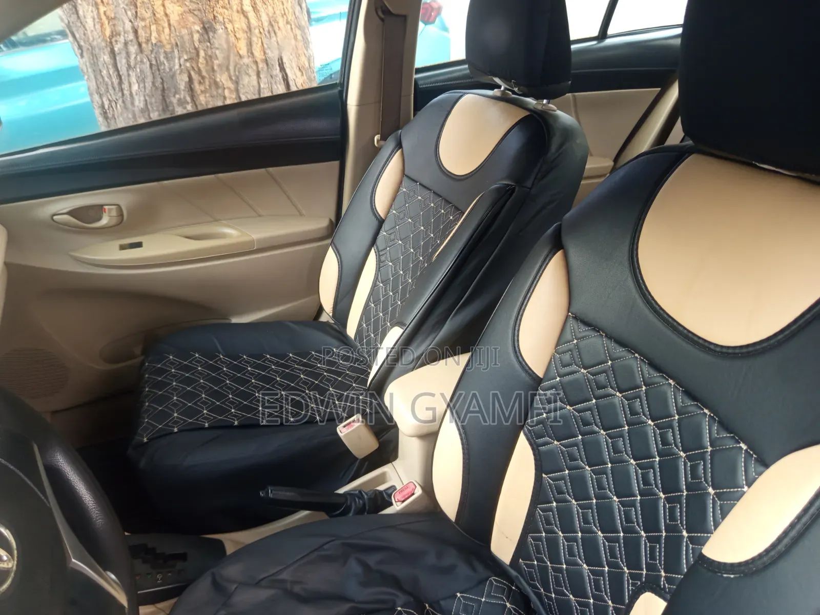 Toyota Yaris 2013 Black