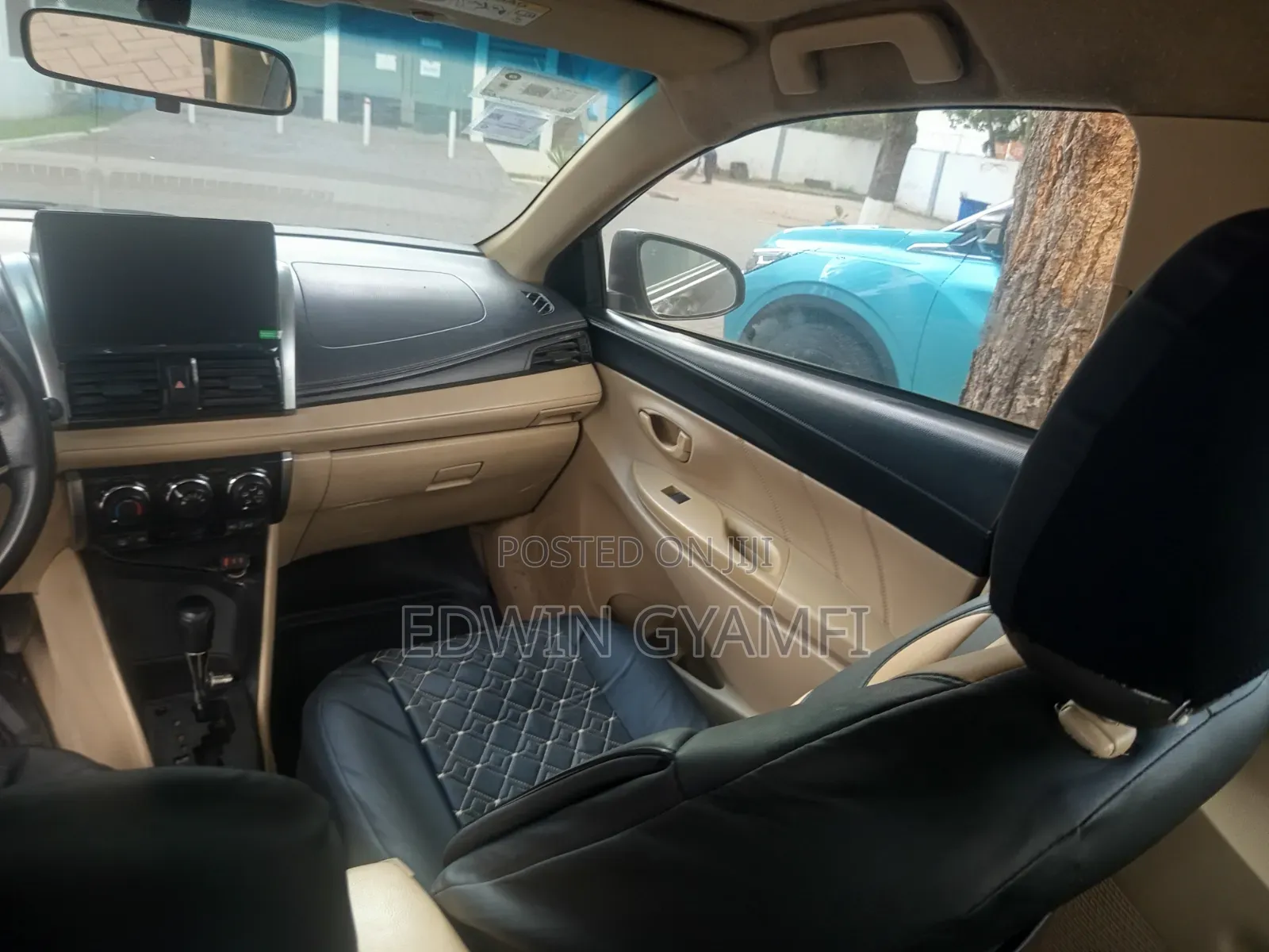 Toyota Yaris 2013 Black