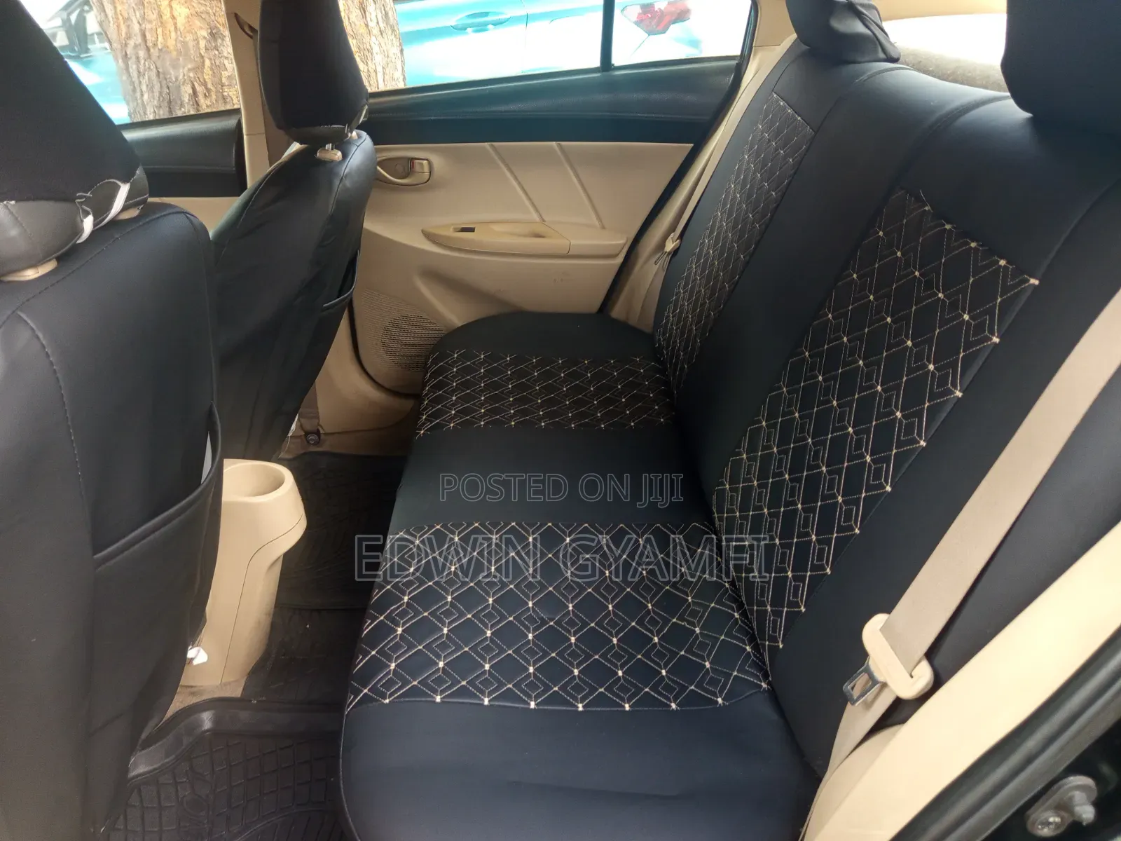 Toyota Yaris 2013 Black