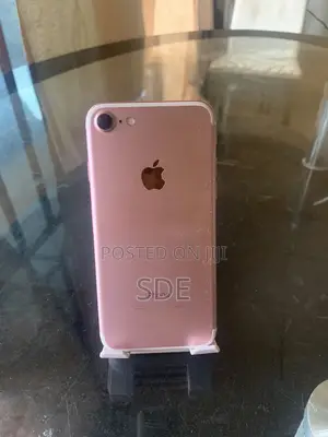 Apple iPhone 7 32 GB Purple