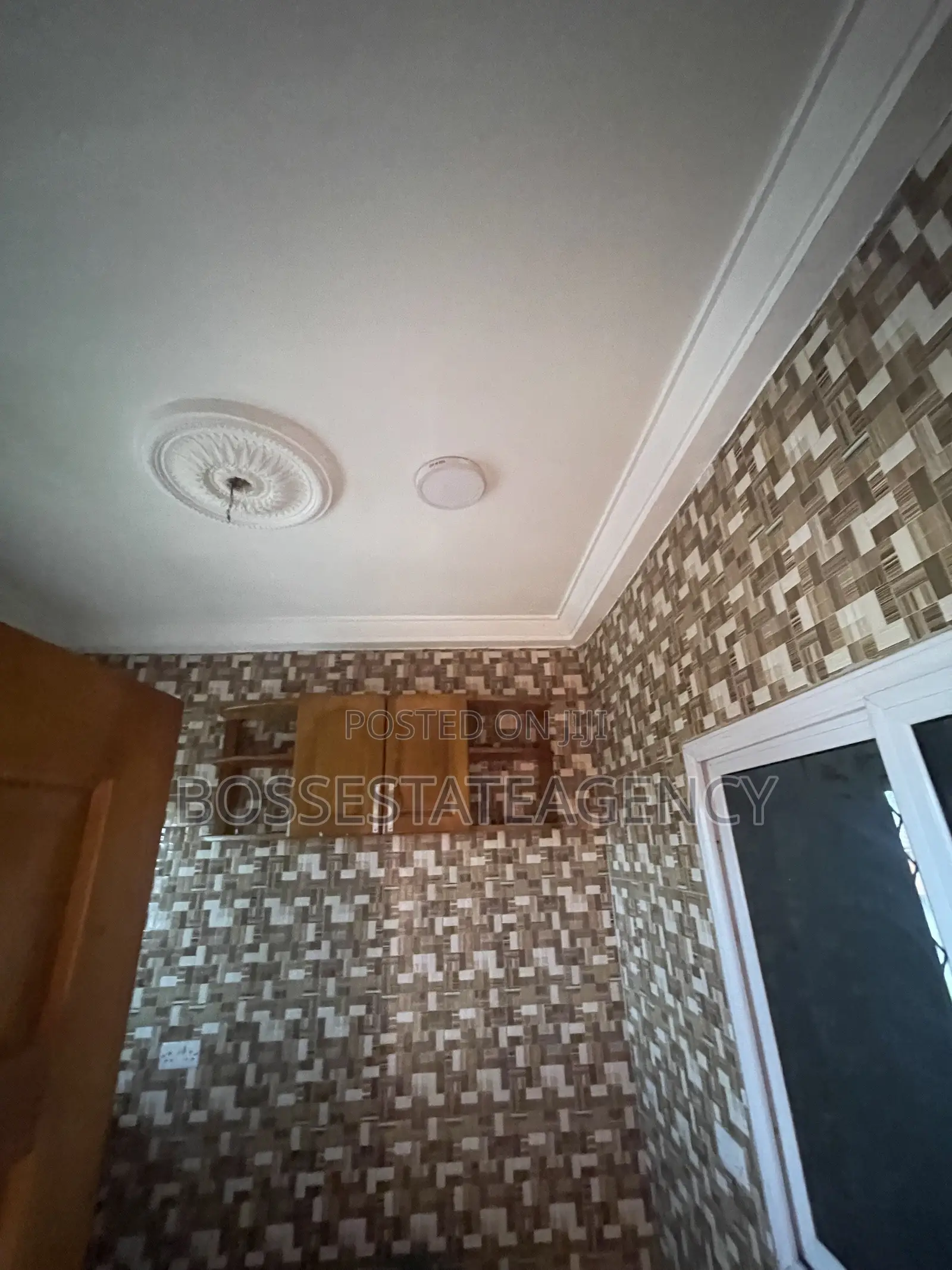 1bdrm Apartment in Boss Estate Agency, Sasaabi for rent