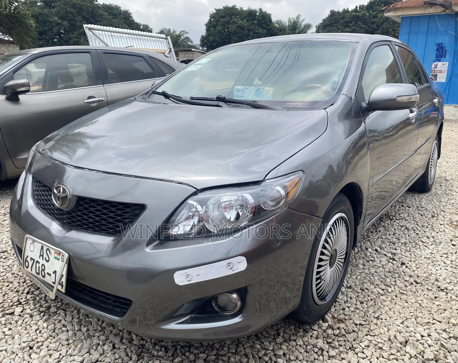 Toyota Corolla LE 4dr Sedan (1.8L 4cyl 4A) 2010 Gray