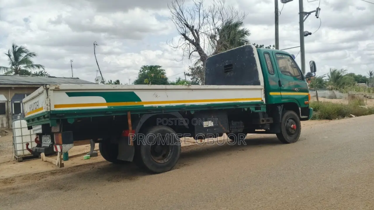 Hyundai Mighty || Truck