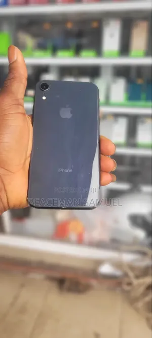Apple iPhone XR 64 GB Black