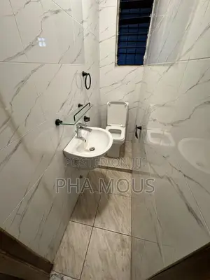2bdrm Apartment in Achimota for rent