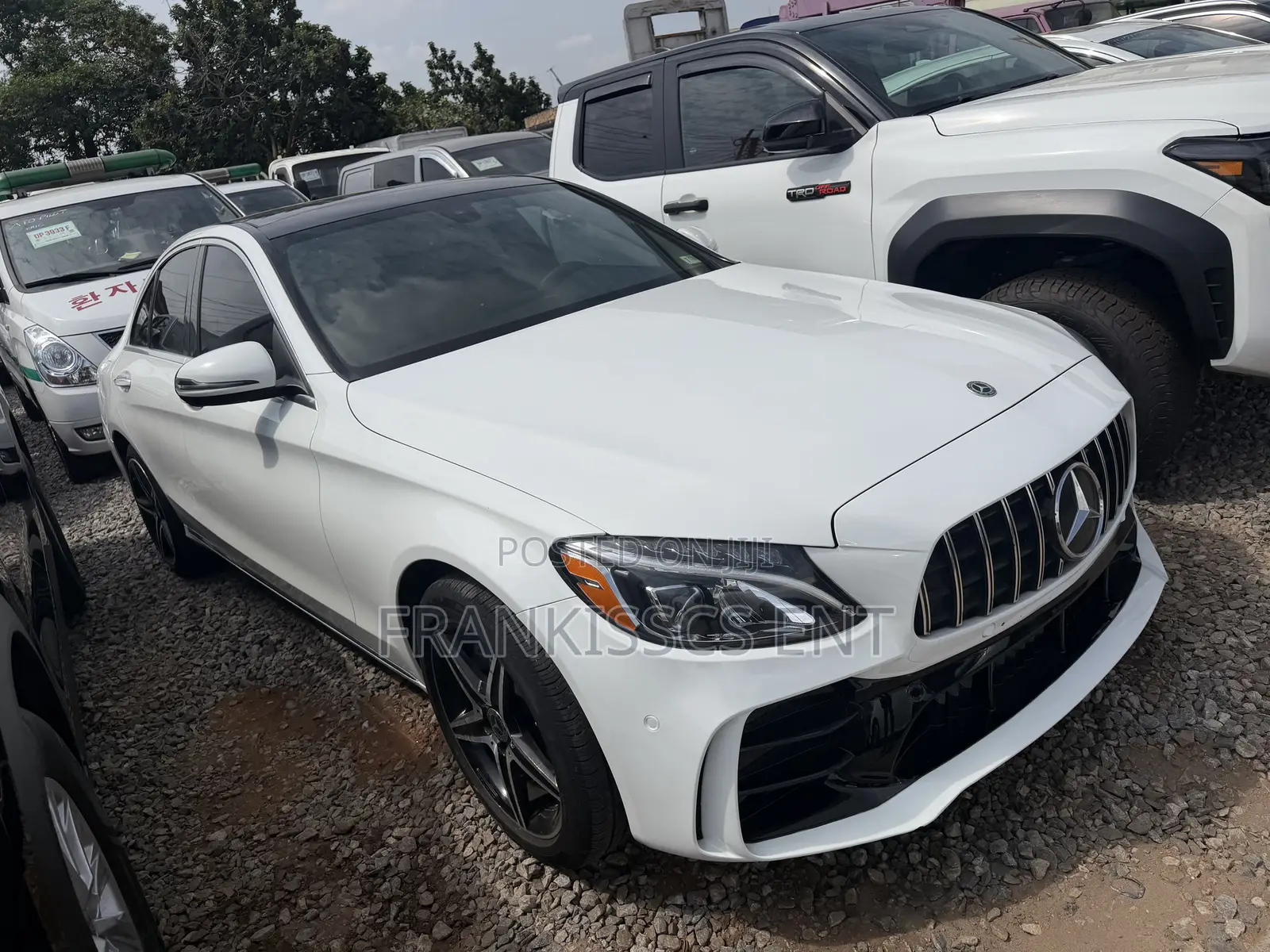 Mercedes-Benz C300 Luxury Sedan RWD (2.0L 4cyl 7A) 2017 White