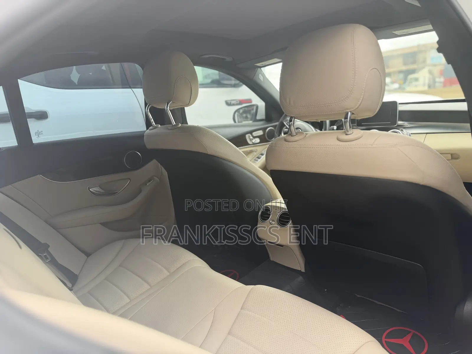 Mercedes-Benz C300 Luxury Sedan RWD (2.0L 4cyl 7A) 2017 White