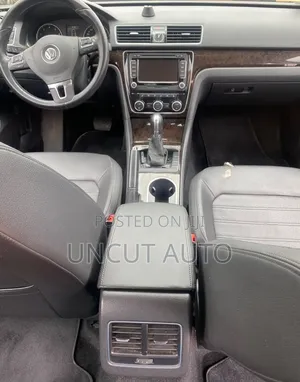 Volkswagen Passat 2015 Silver