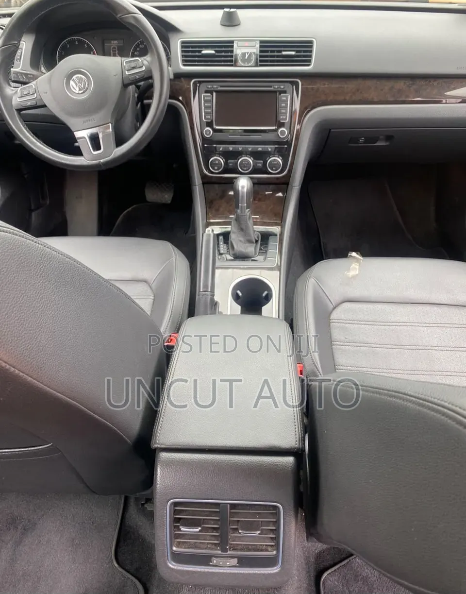 Volkswagen Passat 2015 Silver