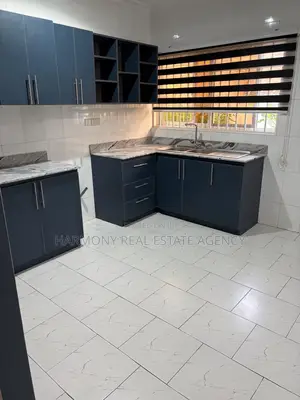 4bdrm House in West Legon for rent
