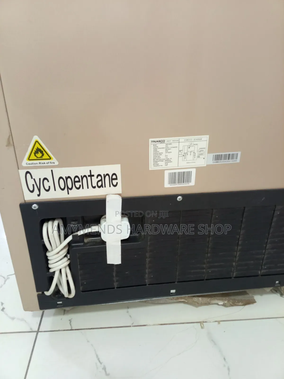 Nasco Chest Freezer 318litres