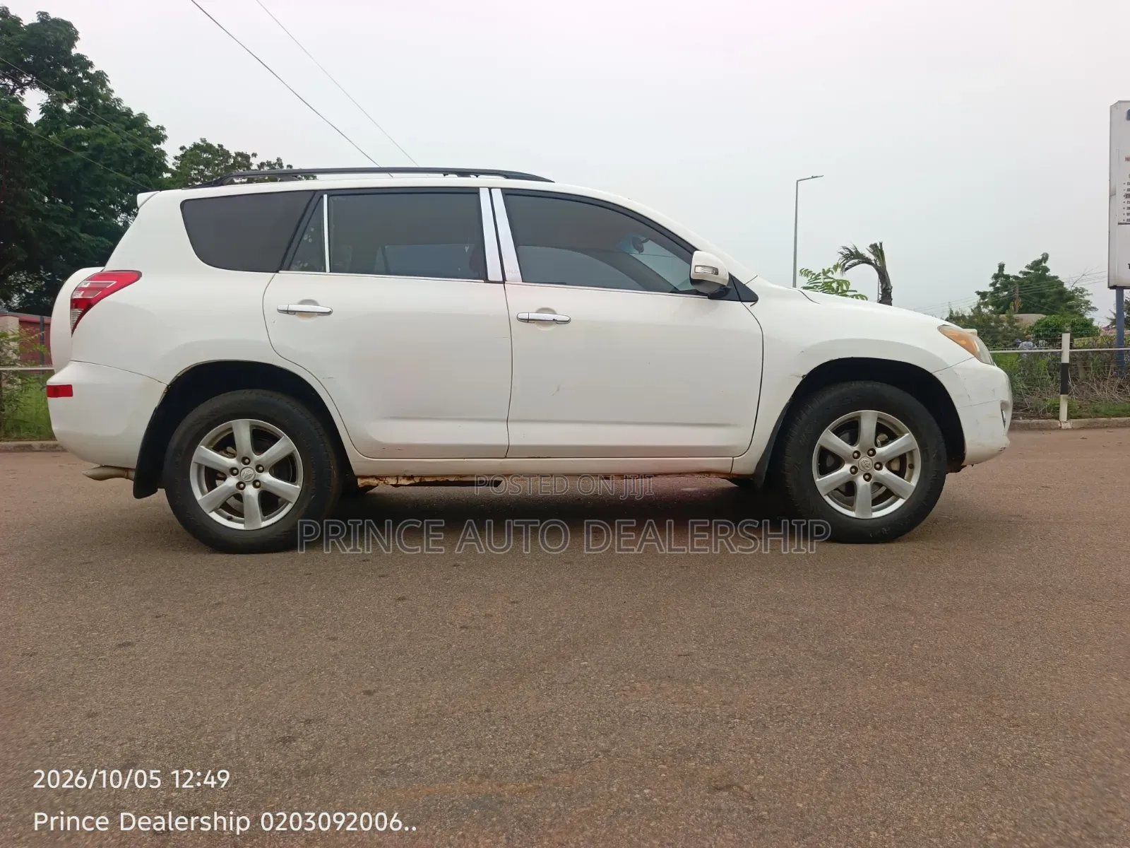 Toyota RAV4 2012 White