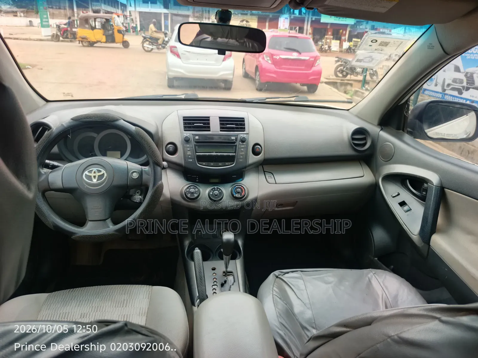 Toyota RAV4 2012 White