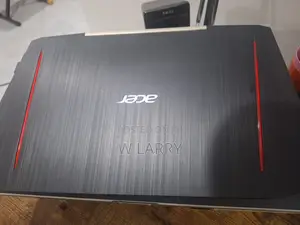 Laptop Acer Aspire VX5 591G 16GB Intel Core i5 HDD+SSD 250GB