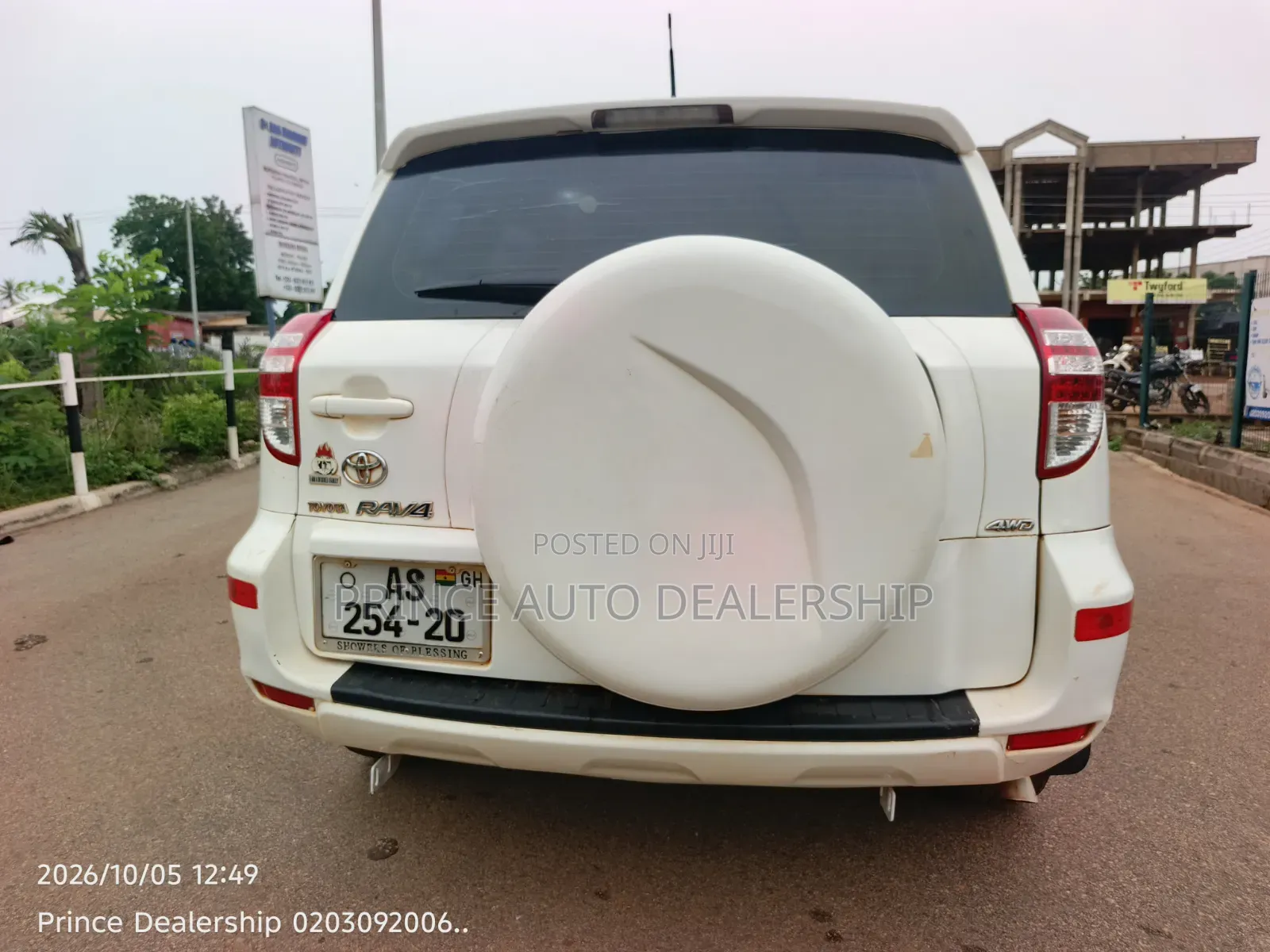 Toyota RAV4 2012 White