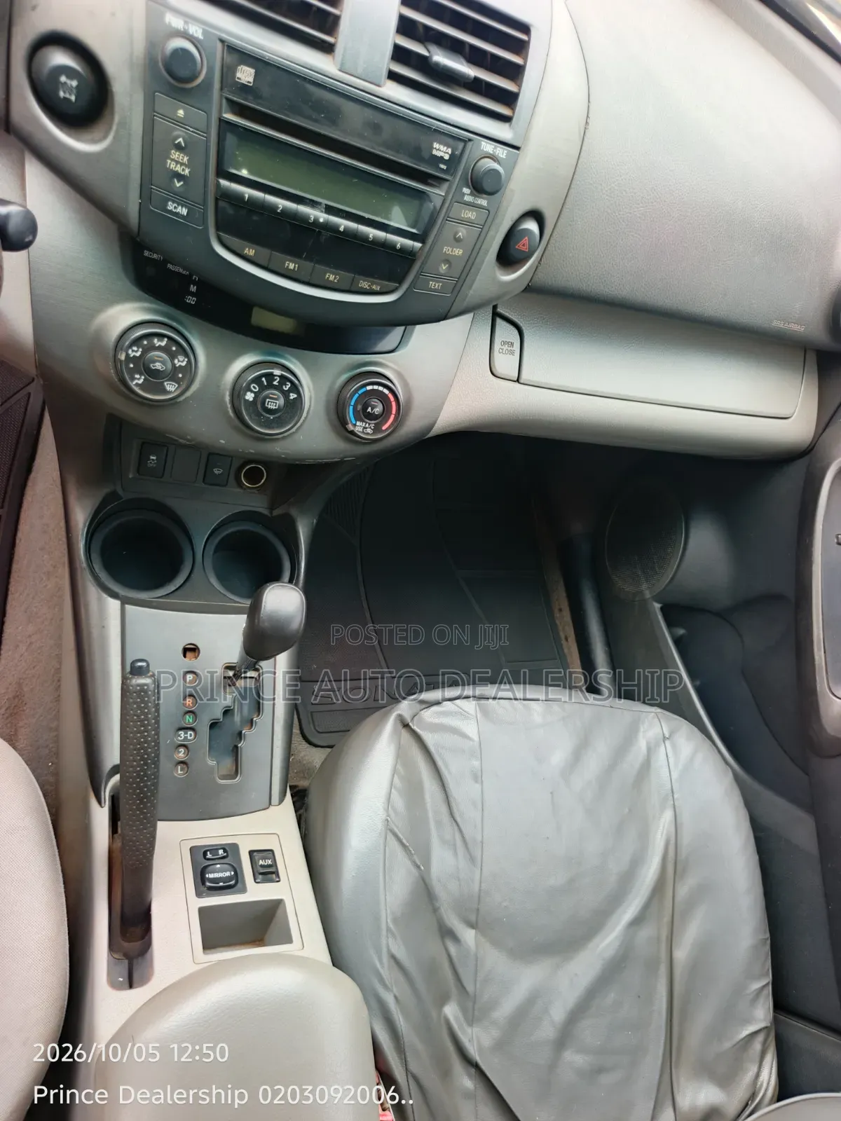 Toyota RAV4 2012 White