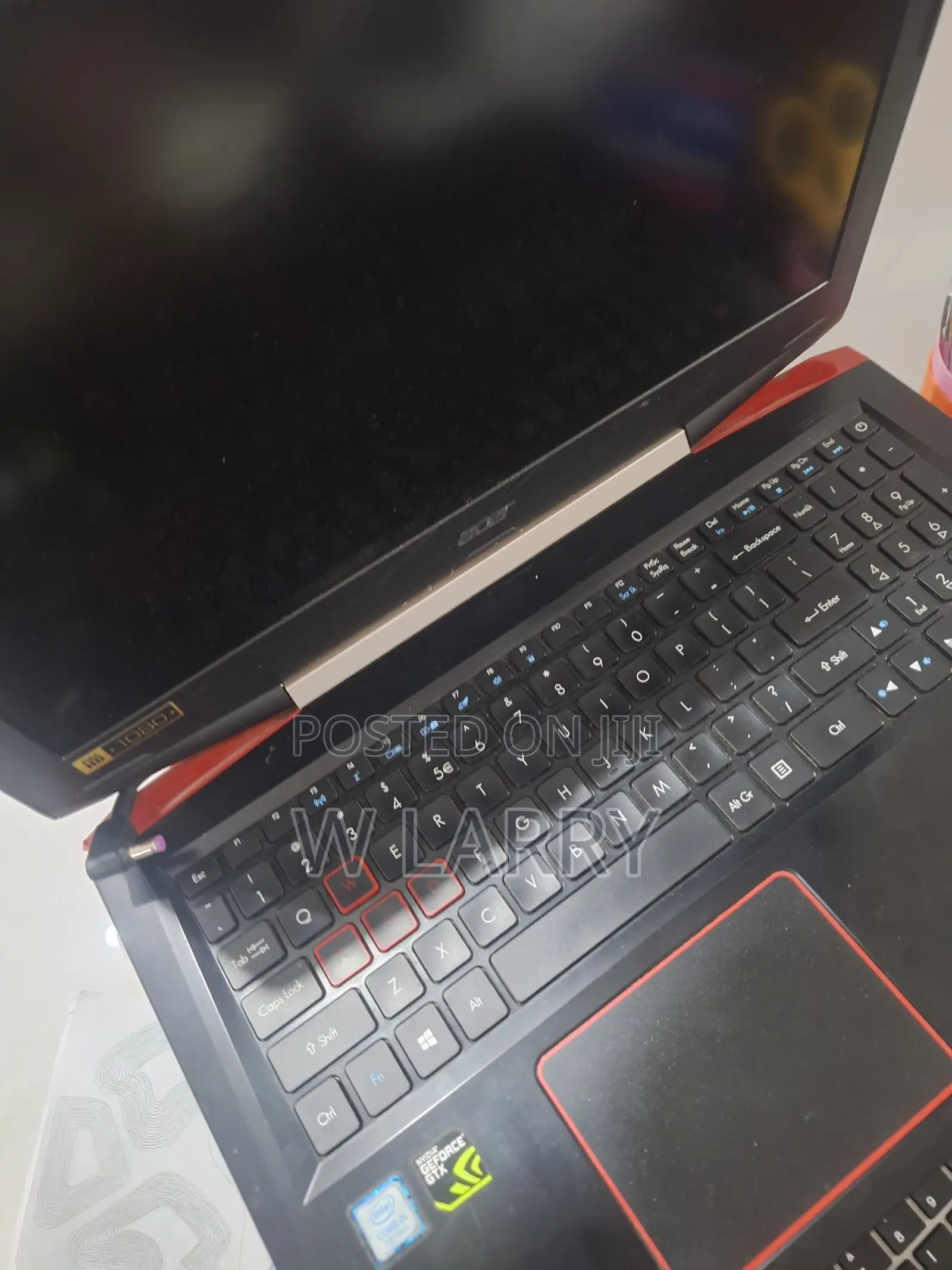 Laptop Acer Aspire VX5 591G 16GB Intel Core i5 HDD+SSD 250GB