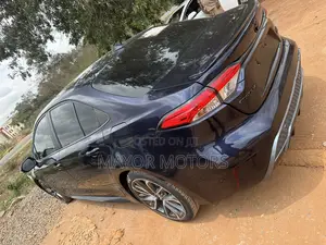 Toyota Corolla SE 2022 Blue