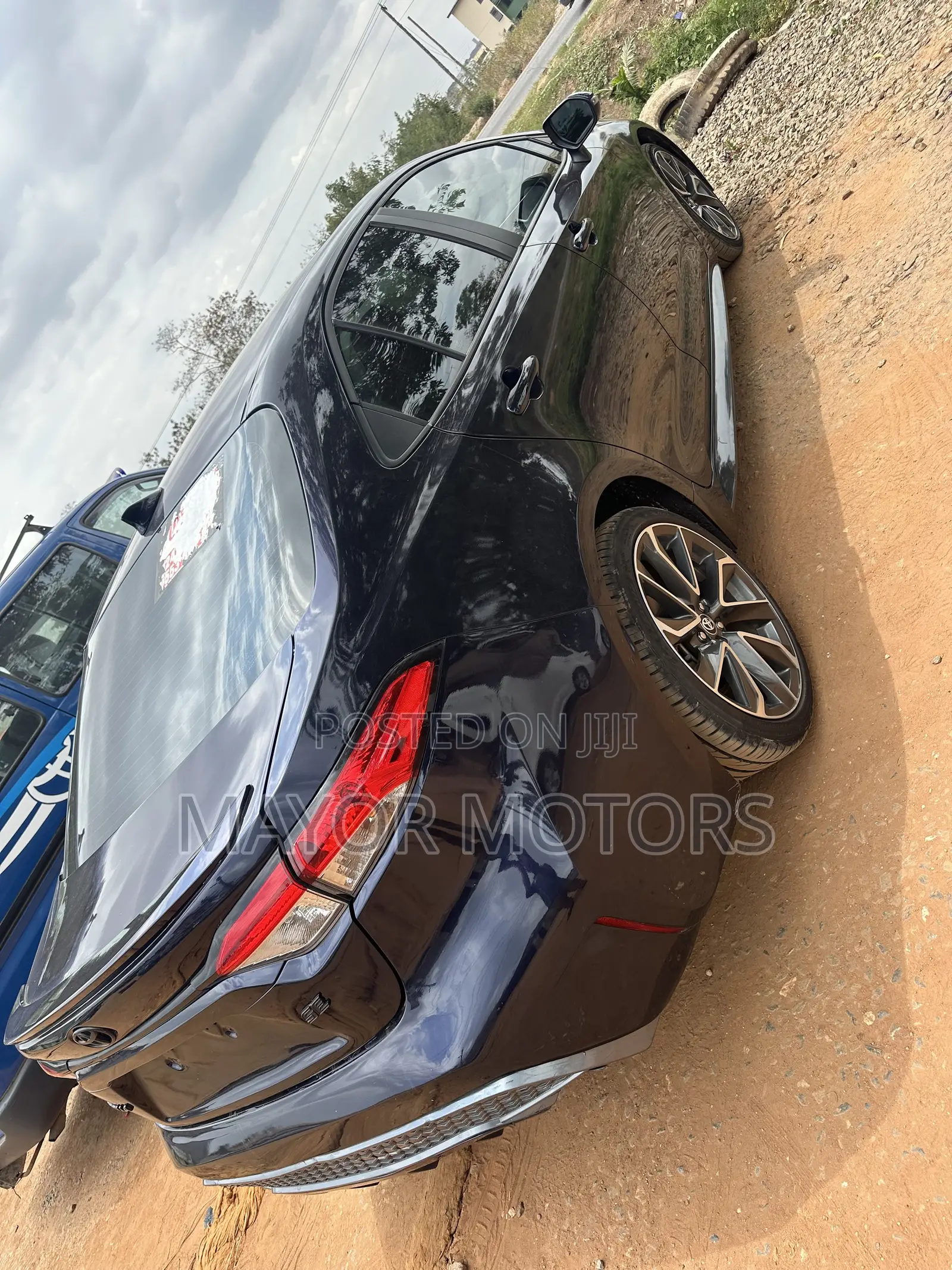 Toyota Corolla SE 2022 Blue