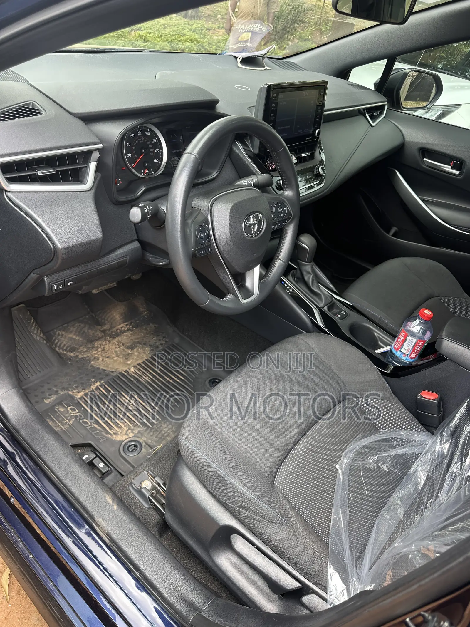 Toyota Corolla SE 2022 Blue