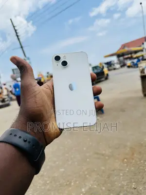 Apple iPhone 13 128 GB White