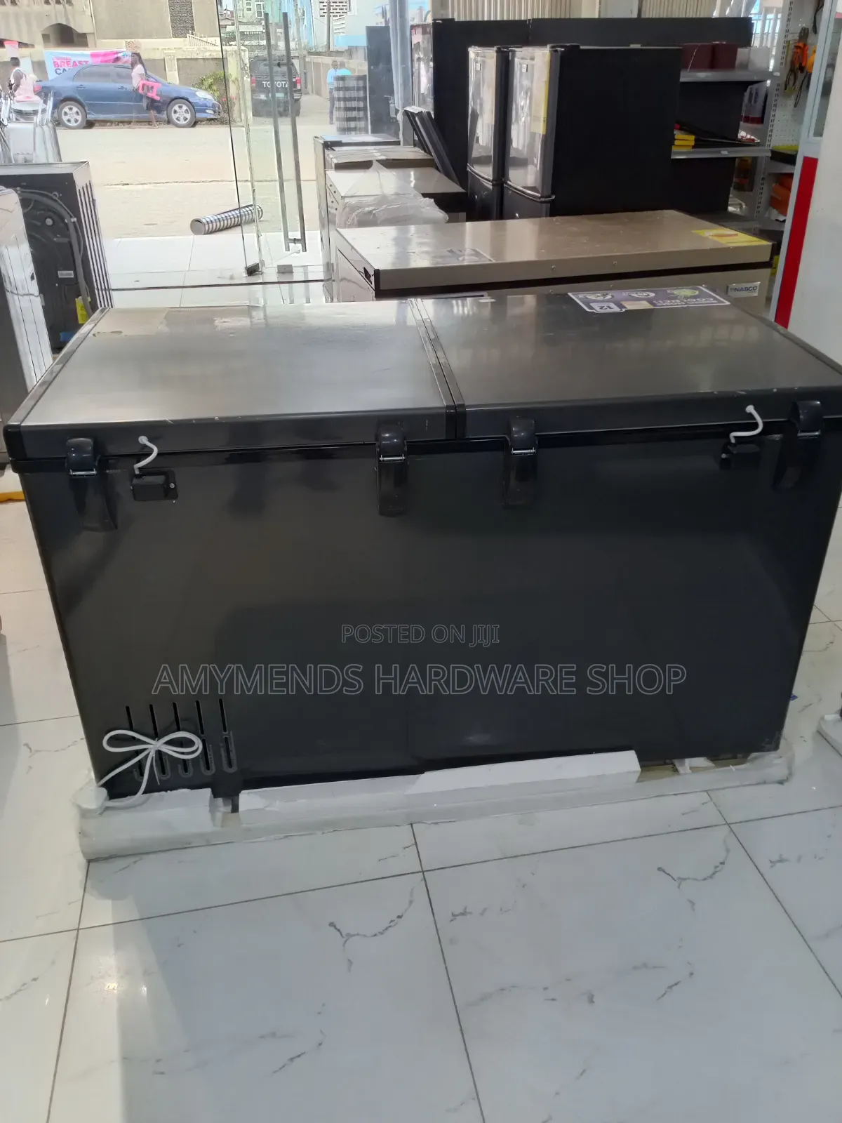Nasco Chest Freezer 425litres