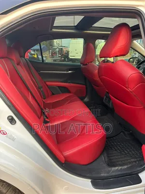 Toyota Camry XSE (2.5L 4cyl 8A) 2019 White
