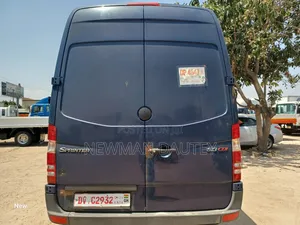 Mercedes-Benz Sprinter 2012 Blue