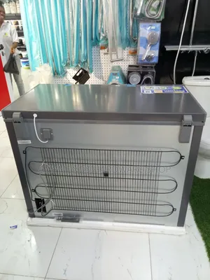 Nasco Chest Freezer 290litre