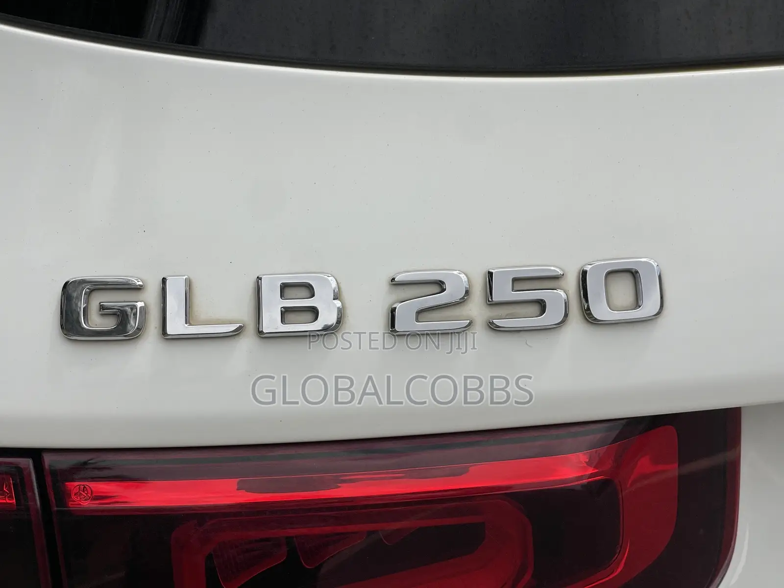 Mercedes-Benz GLB-Class GLB 250 4MATIC 2021 White