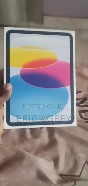 New Apple iPad (2025) 128 GB Blue