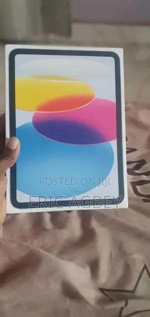 New Apple iPad (2025) 128 GB Blue