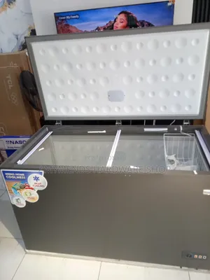 Nasco Chest Freezer 392litres
