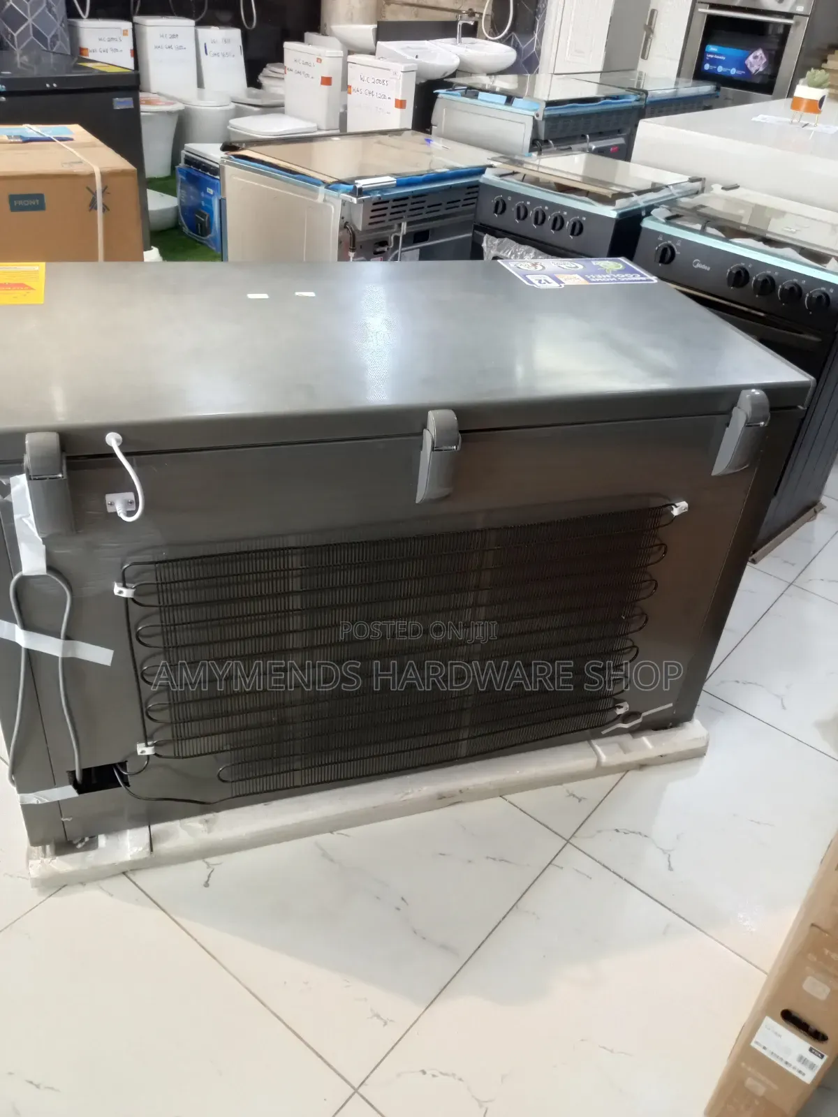 Nasco Chest Freezer 392litres