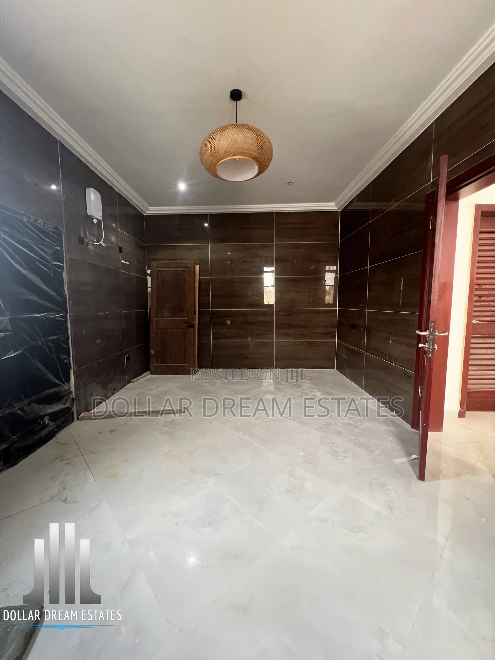 4bdrm House in East Legon for sale