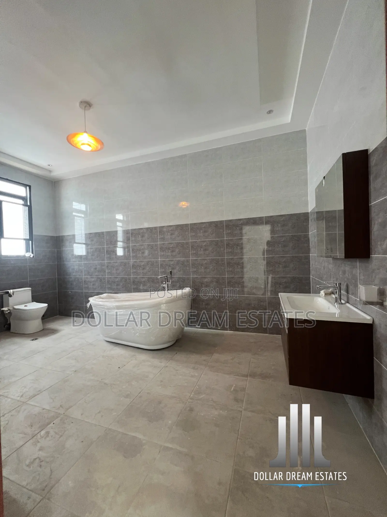 4bdrm House in East Legon for sale